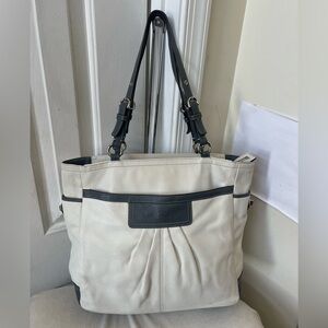 Coach Soho large pleated gallery tote bag